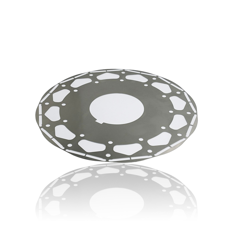 Как толщина ламината сердечника статора ветрогенератора влияет на потери в сердечнике и общую производительность?